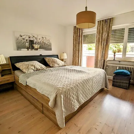 Appartamento Rastatt Retreat: Zentral Und Gemuetlich Esterno foto